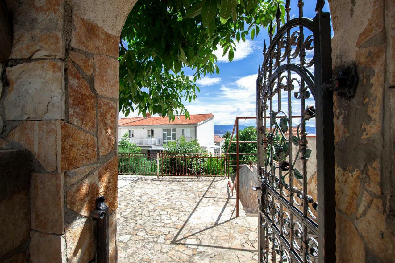 Mrkonjic Branko & Marija Apartmani Omiš Dış mekan fotoğraf