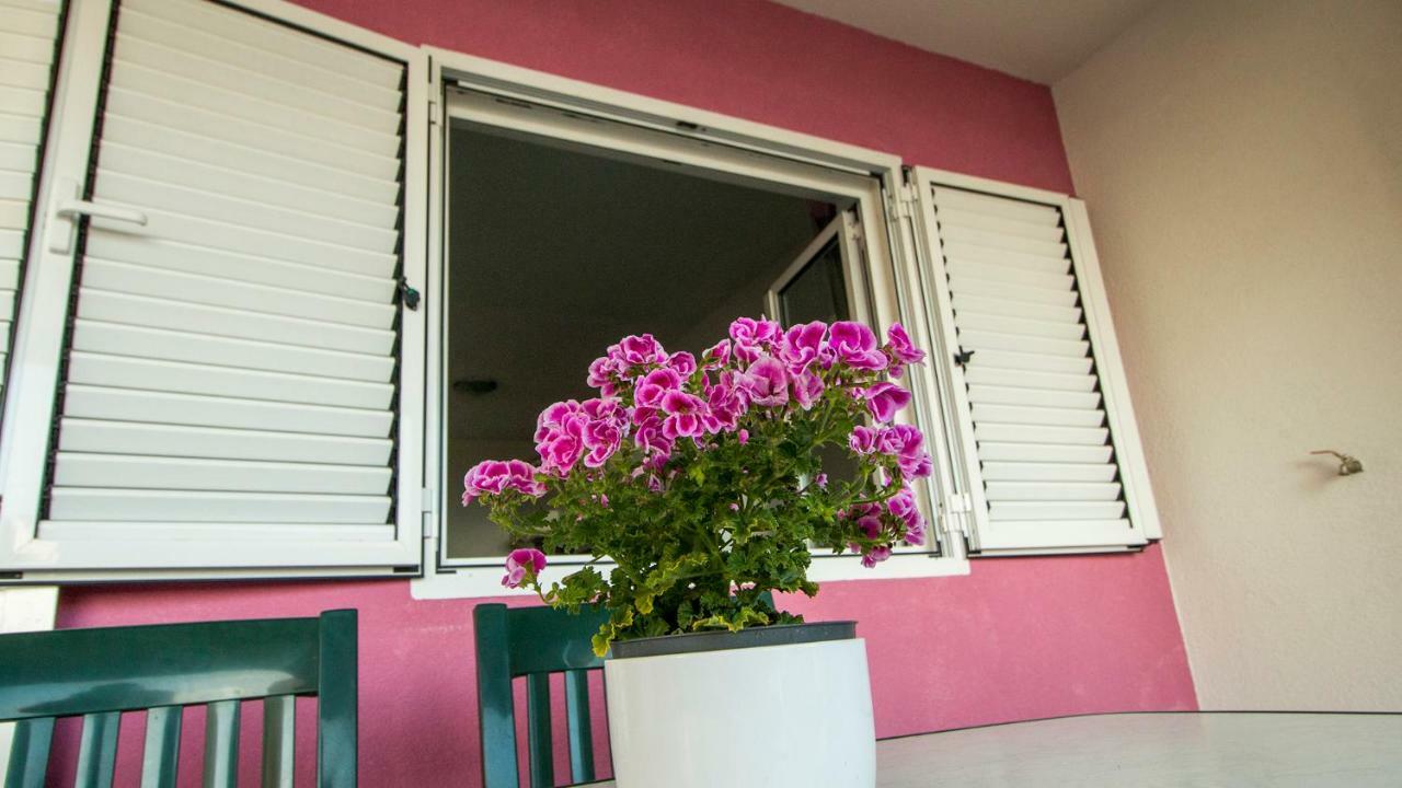 Mrkonjic Branko & Marija Apartmani Omiš Dış mekan fotoğraf