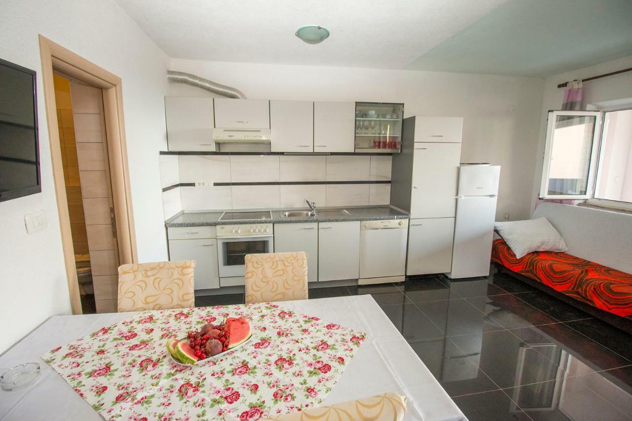 Mrkonjic Branko & Marija Apartmani Omiš Dış mekan fotoğraf